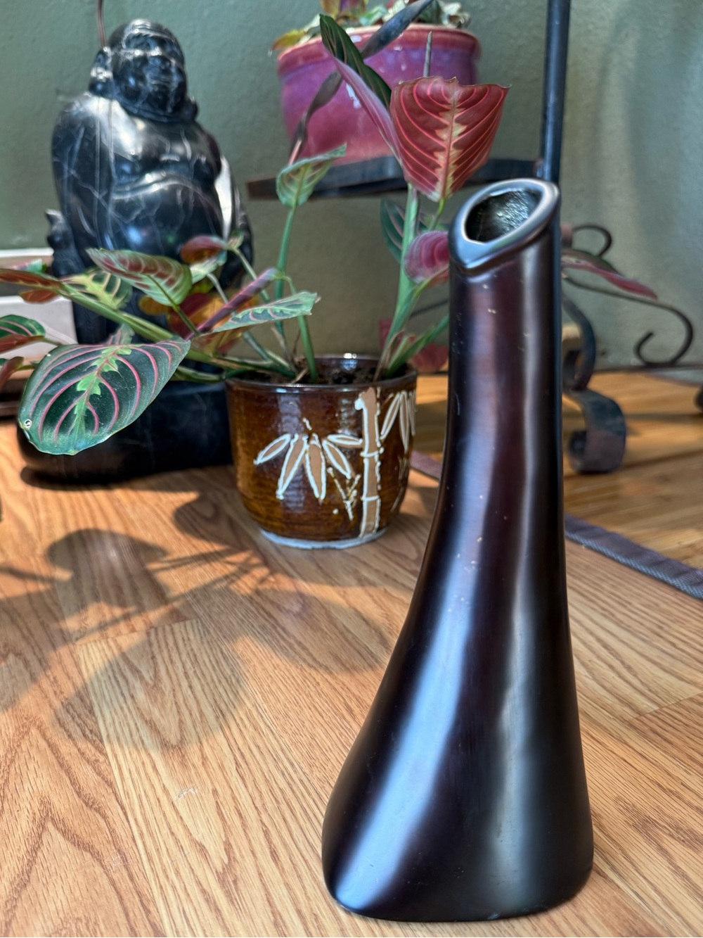 Japanese Ikebana Bronze Horn Vase